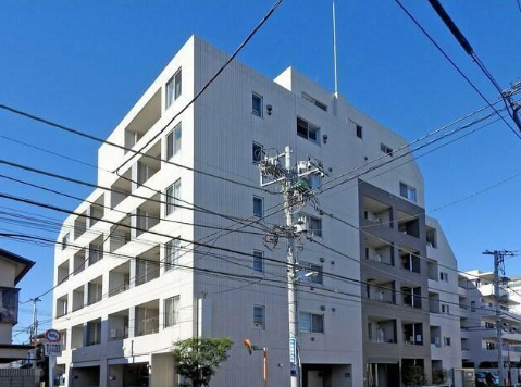 建物外観　落ち着いた雰囲気。