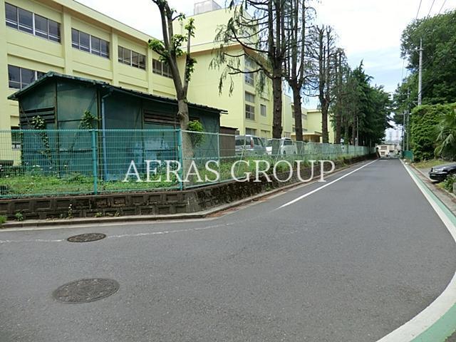 小学校　所沢市立若松小学校（小学校）まで715m