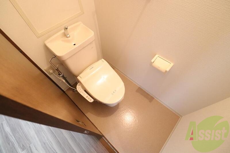 トイレ　おしりに優しい温水洗浄便座