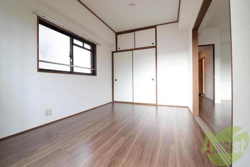 その他部屋・スペース　光の差し込む寝室