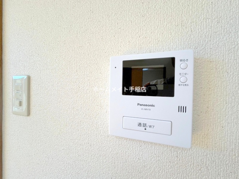 セキュリティ　モニター付きインターホン♪
