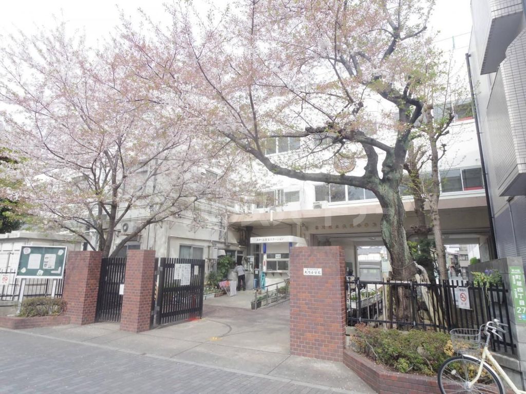 スーパー　荒川区立大門小学校（スーパー）まで200m