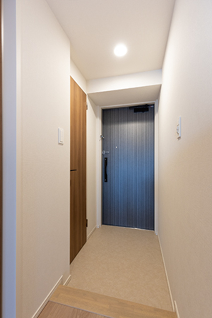 玄関　※写真は同タイプ住戸です。