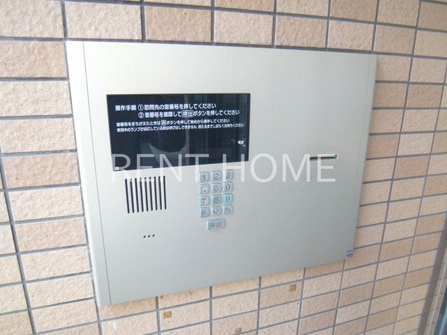 エントランス　オートロック完備