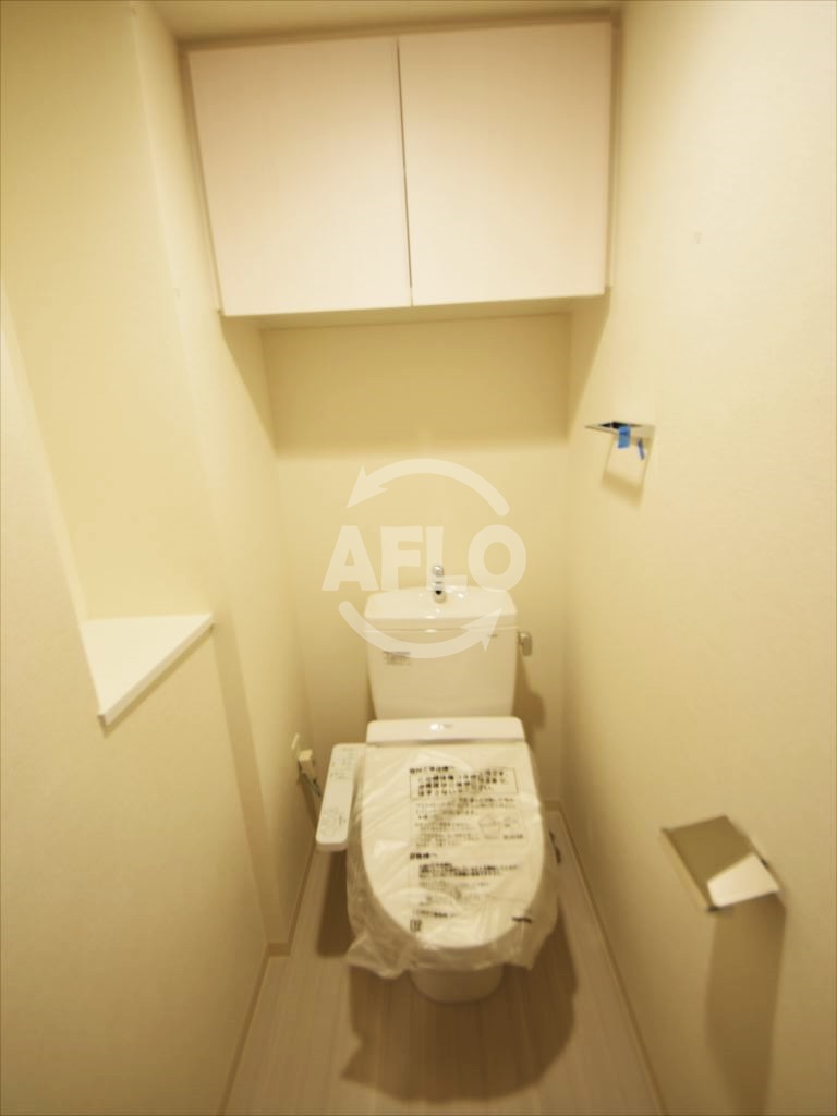 トイレ　プレサンス松屋町グレース　温水洗浄便座