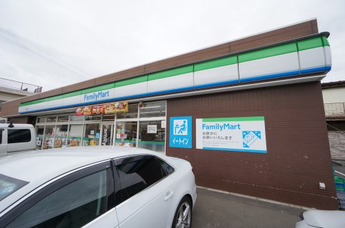 コンビニ　ファミリーマート 千葉松ヶ丘店（コンビニ）まで757m