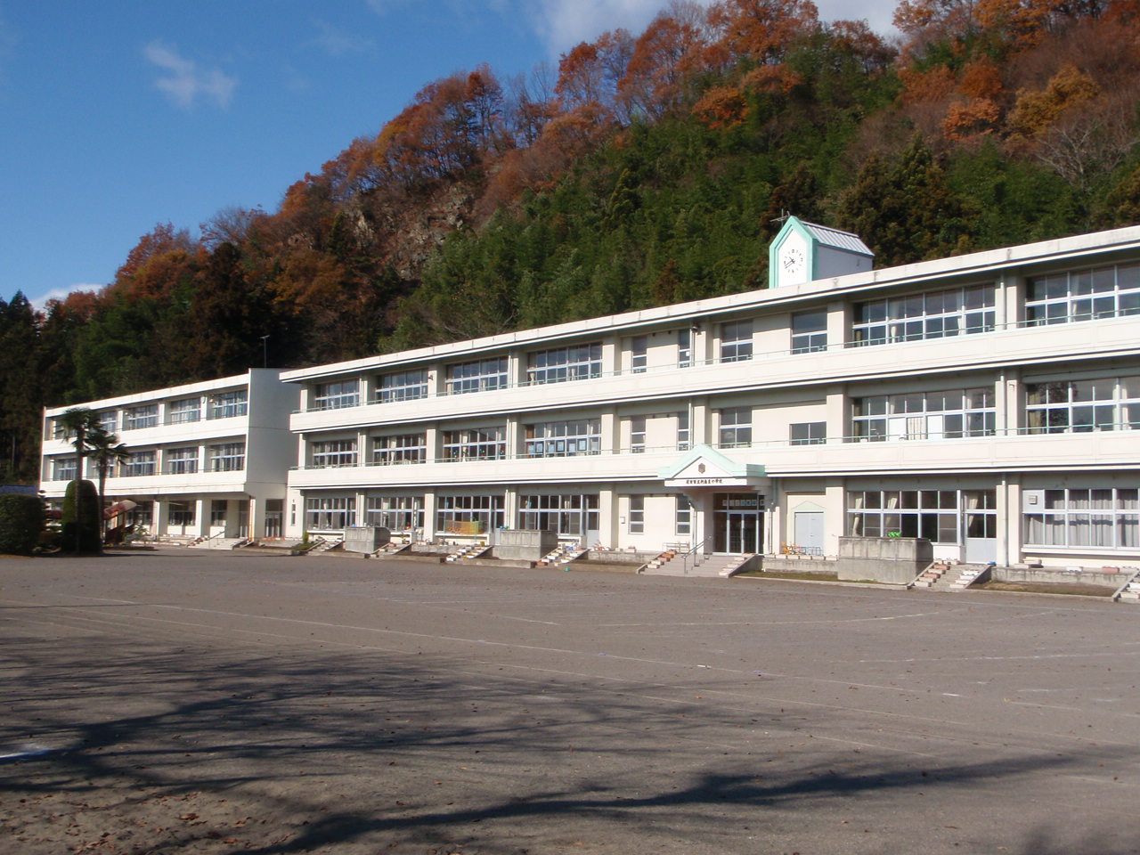 小学校　沼田市立利南東小学校（小学校）まで1760m