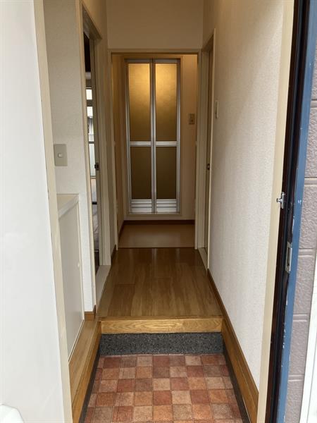 玄関　同タイプの別部屋です。