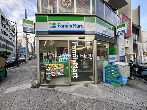コンビニ　ファミリーマート 横浜長者町九丁目店（コンビニ）まで389m