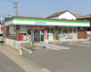 コンビニ　ファミリーマート 名古屋平中町店（コンビニ）まで519m