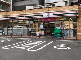 コンビニ　セブンイレブン吹田江坂町1丁目店（コンビニ）まで230m