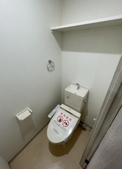 トイレ　綺麗なトイレにはウォシュレット標準装備です。