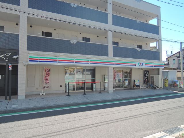 コンビニ　スリーエフ（コンビニ）まで10m