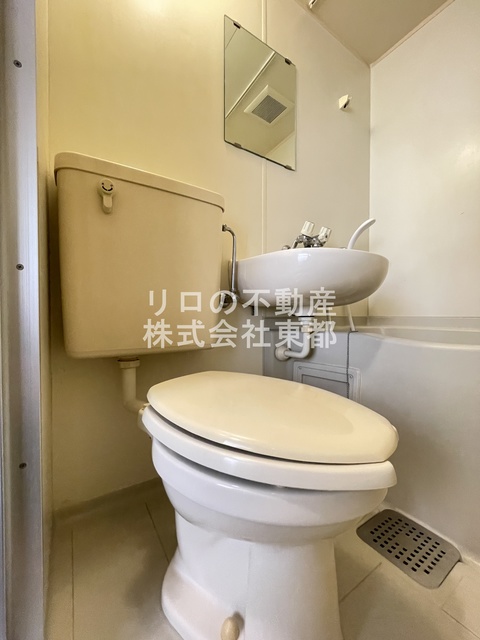 トイレ　清潔感ある洋式トイレです☆お掃除も楽々です！！