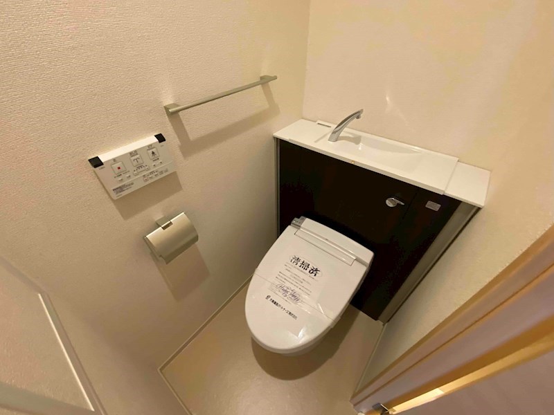 トイレ　別号室イメージ