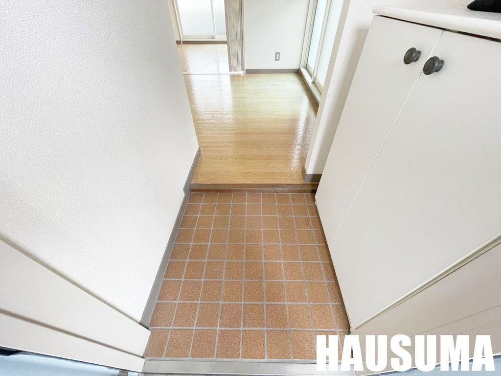 玄関　バルコニー