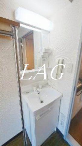 洗面設備　独立洗面台です。