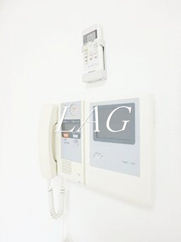 セキュリティ　モニター付きインターホンです。