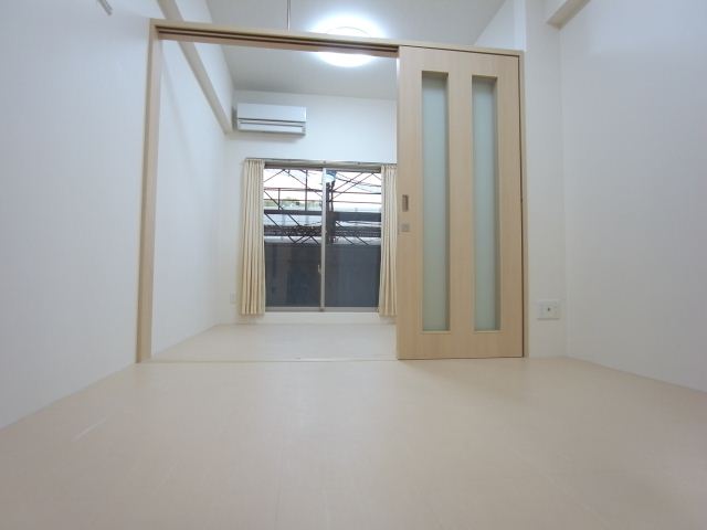 居室・リビング　お部屋