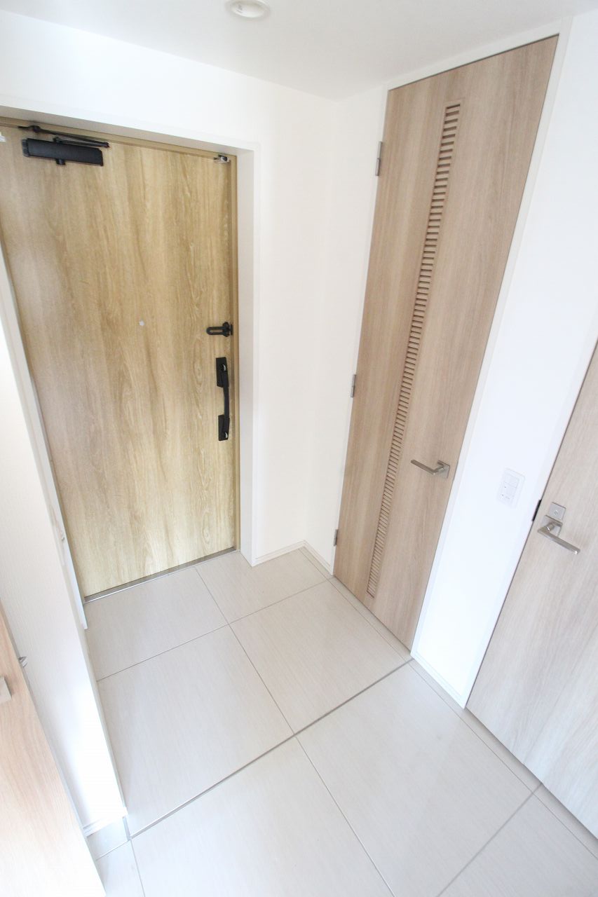 玄関　別の部屋の写真です