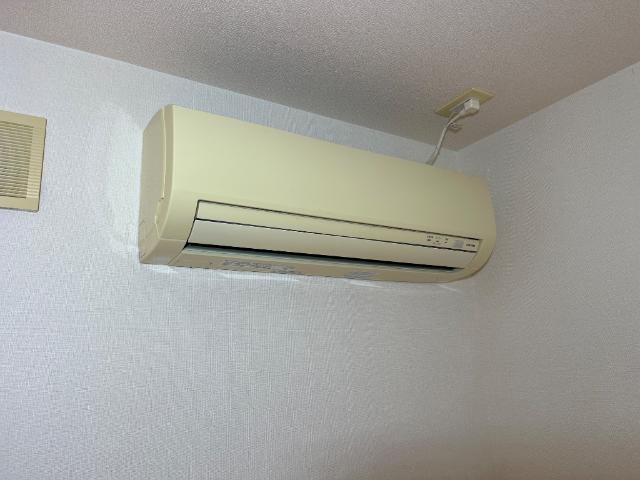 その他設備　リビングエアコン