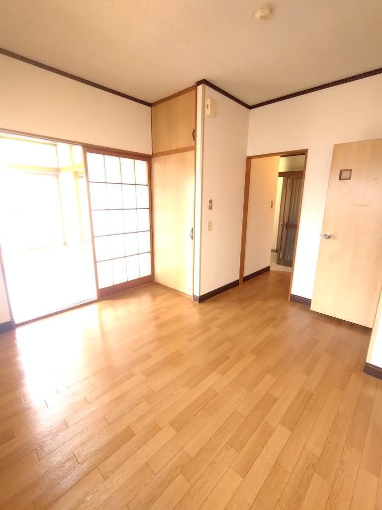 サンハイム興宮の居間写真