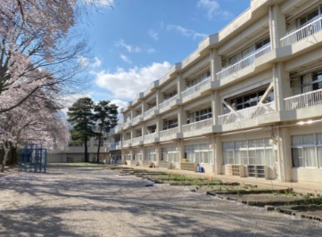 小学校　広丘小学校（小学校）まで960m