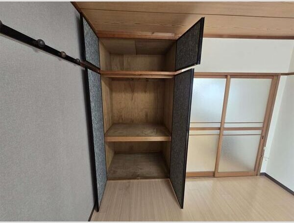 収納　※内装写真は別号室のものを使用しています。