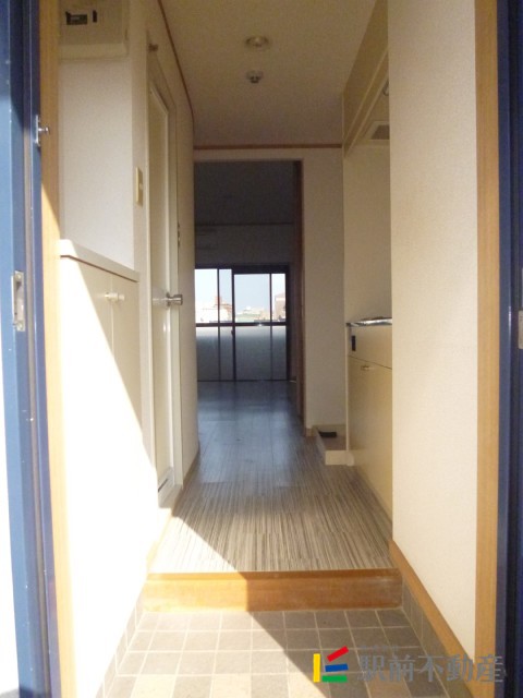 玄関　※同タイプ別部屋