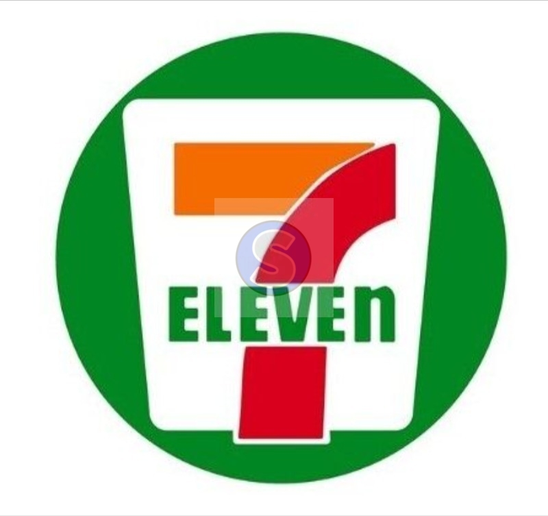 コンビニ　セブンイレブン深草西浦8丁目店（コンビニ）まで306m