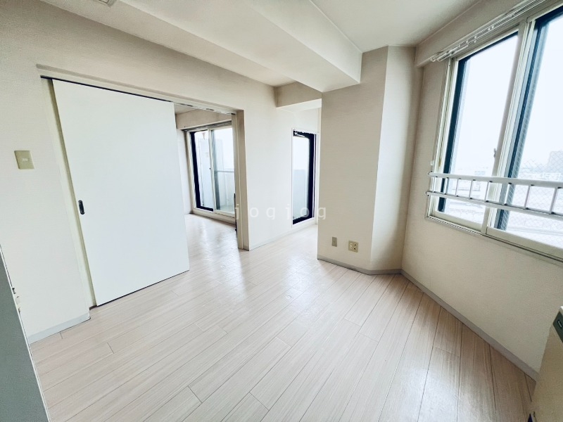 その他部屋・スペース　日当たりの良い明るいお部屋です。