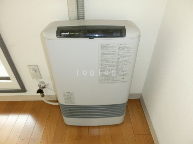 その他設備　着火が早いガスストーブです