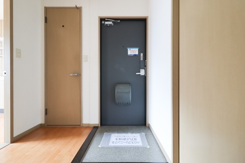 玄関　図面と現状に相違がある場合には現状を優先