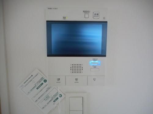 セキュリティ　未完成のため、シリーズマンションの参考写真です。