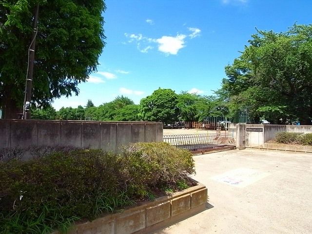 小学校　大泉町立北小学校（小学校）まで1000m