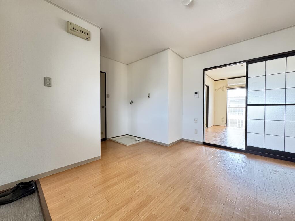 スカイパレス Iの居間写真