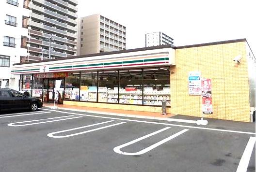 コンビニ　セブンイレブン宇都宮東宿郷店（コンビニ）まで375m