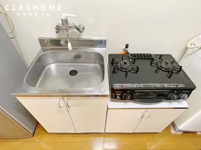 キッチン　同物件の別部屋になります。
