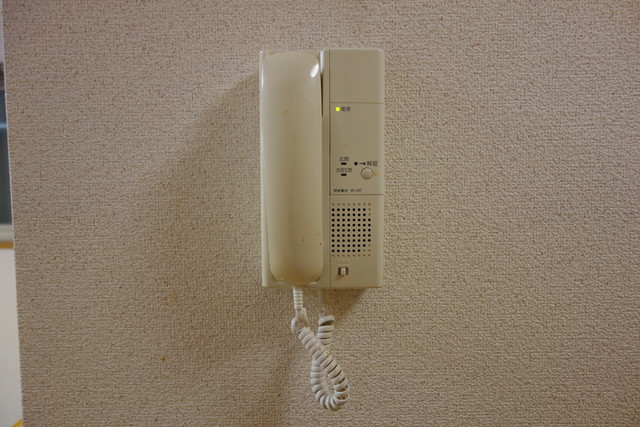 セキュリティ　インターホン（共用玄関にはオートロックあ．．．