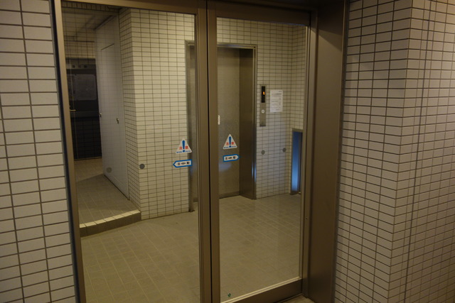 エントランス　オートロックで安心♪