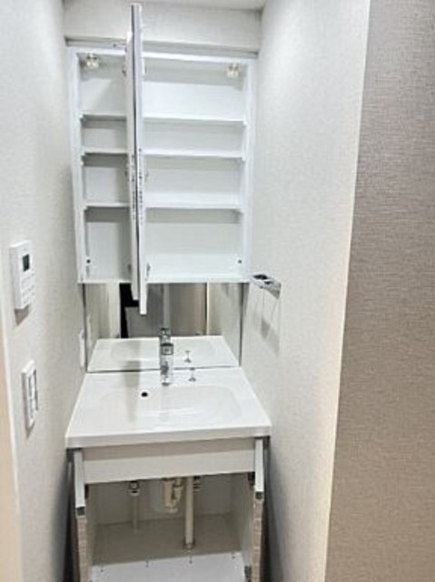 洗面設備　同仕様