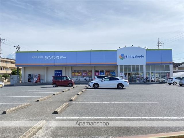 コンビニ　ローソン米子旗ケ崎八丁目店（コンビニ）まで660m