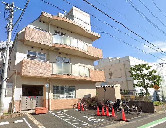 幼稚園・保育園　かつしか堀切保育園（幼稚園・保育園）まで400m