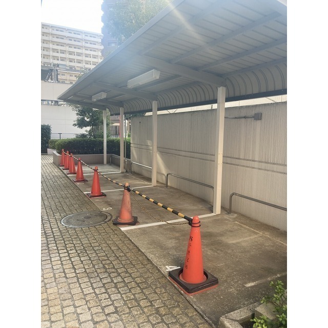 その他　バイク置き場