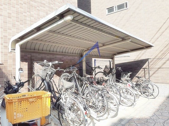 その他共有部分　駐輪スペースです。