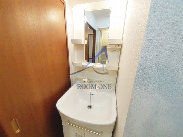 洗面設備　洗面台です。