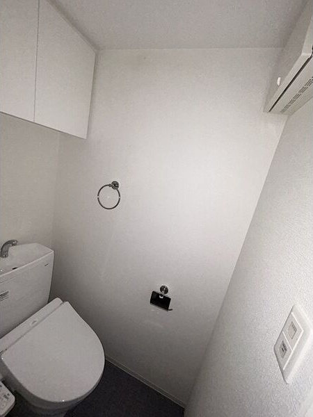 セレニテ神戸ミラクのトイレ写真
