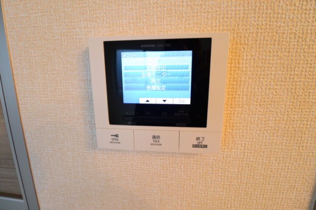 セキュリティ　モニター付きインターホン