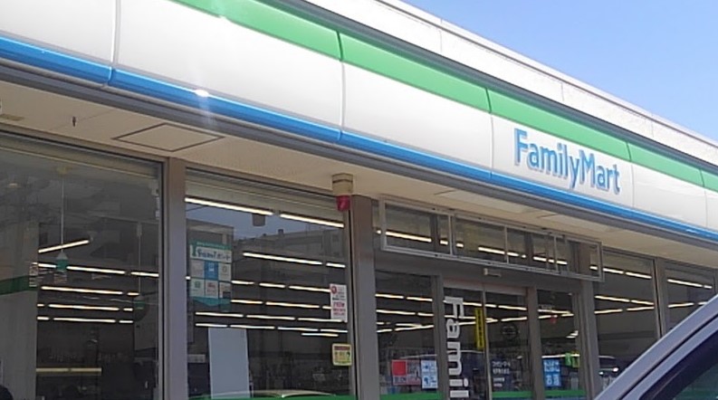 コンビニ　ファミリーマート　松戸五香西店（コンビニ）まで1100m
