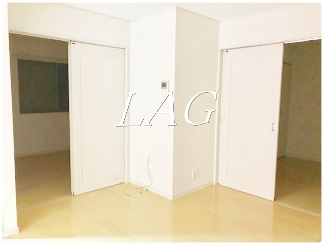 居室・リビング　洋室のお部屋です。